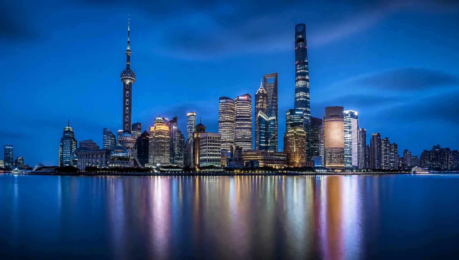 Skyline de Shanghai à l'heure bleue
